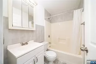 54 Chestnut St, Weehawken, NJ 07086 - Photo 17