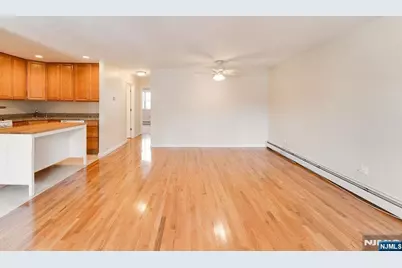 54 Chestnut Street, Weehawken, NJ 07086 - Photo 3