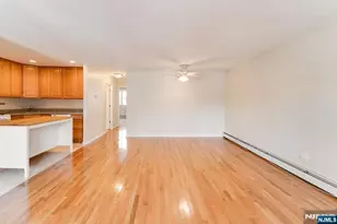 54 Chestnut St, Weehawken, NJ 07086 - Photo 3