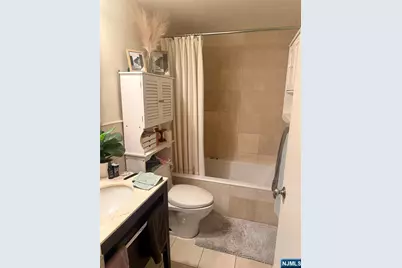 102 Nelson Court O102 #O102, Edgewater, NJ 07020 - Photo 5