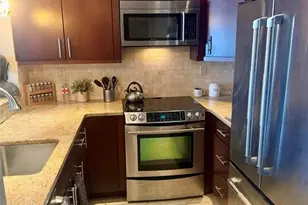 102 Nelson Ct O102, Edgewater, NJ 07020 - Photo 1