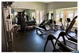 102 Nelson Ct O102, Edgewater, NJ 07020 - Photo 11