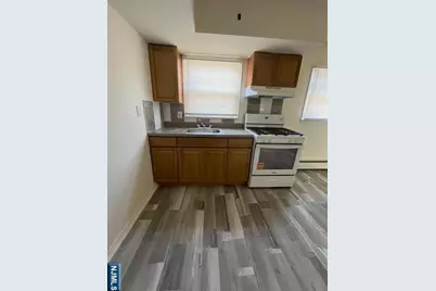 122 Stuyvesant Avenue 7 #7, Lyndhurst Township, NJ 07071 - Photo 5