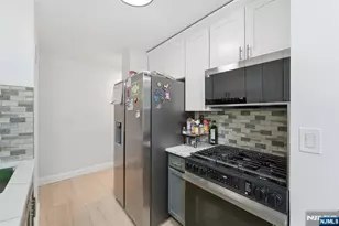 712 Broad Street 3C, Elizabeth, NJ 07208 - Photo 11