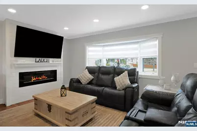 205 Rockland Avenue, River Vale Township, NJ 07675 - Photo 7