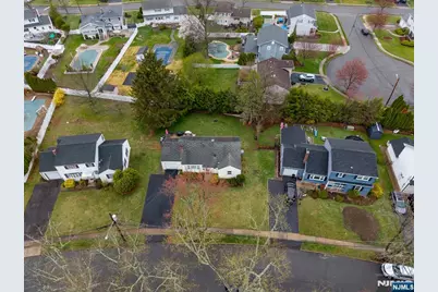 349 Trensch Drive, New Milford, NJ 07646 - Photo 19