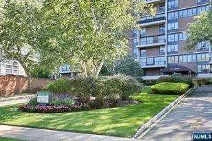 2 Horizon Road 404, Fort Lee, NJ 07024 - Photo 1