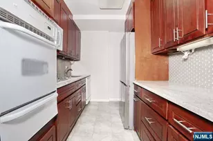 2 Horizon Road 404, Fort Lee, NJ 07024 - Photo 13