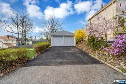 27 Valley Way, West Orange Township, NJ 07052 - Photo 11