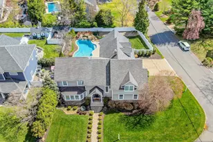 110 Terbell Pkwy, River Vale Township, NJ 07675 - Photo 3