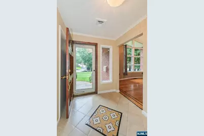135 Elmwood Avenue, Ho Ho Kus, NJ 07423 - Photo 3