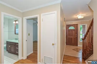 135 Elmwood Avenue, Ho Ho Kus, NJ 07423 - Photo 19