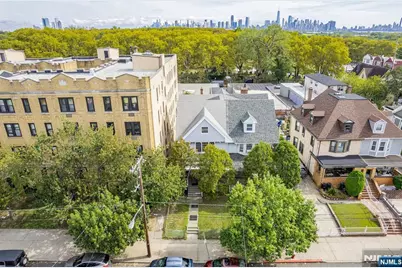 68 Danforth Avenue, Jersey City, NJ 07305 - Photo 5