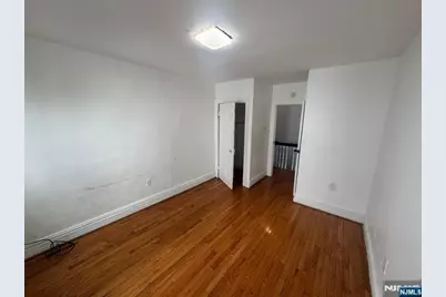 68 Danforth Avenue, Jersey City, NJ 07305 - Photo 33