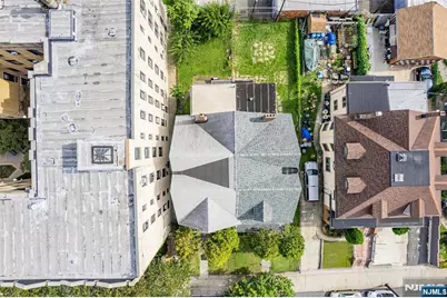 68 Danforth Avenue, Jersey City, NJ 07305 - Photo 3