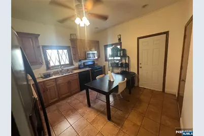 68 Danforth Avenue, Jersey City, NJ 07305 - Photo 9