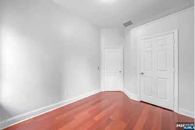 240 Clendenny Avenue 5A #5A, Jersey City, NJ 07304 - Photo 19