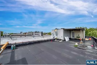 240 Clendenny Avenue 5A #5A, Jersey City, NJ 07304 - Photo 31