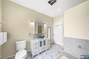 240 Clendenny Ave 5A, Jersey City, NJ 07304 - Photo 23