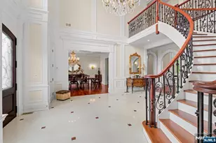 1 Sandstone Ridge, Upper Saddle River, NJ 07458 - Photo 7