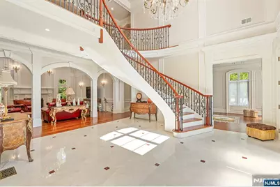 1 Sandstone Ridge, Upper Saddle River, NJ 07458 - Photo 5