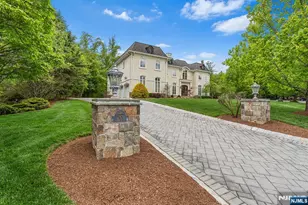 1 Sandstone Ridge, Upper Saddle River, NJ 07458 - Photo 3