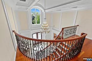 1 Sandstone Ridge, Upper Saddle River, NJ 07458 - Photo 9