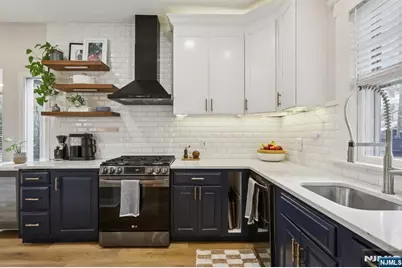 36 Willow Street, Montclair, NJ 07042 - Photo 11