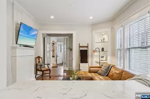 36 Willow St, Montclair, NJ 07042 - Photo 13