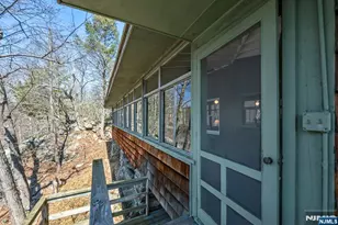 27 Middle Rd, Bloomingdale, NJ 07420 - Photo 27