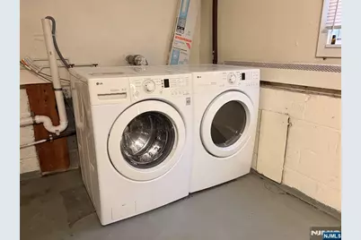 525 Chestnut Street, Ridgefield, NJ 07657 - Photo 13