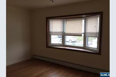 109 Scoles Avenue, Clifton, NJ 07012 - Photo 11