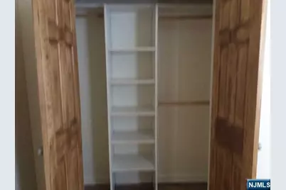 109 Scoles Avenue, Clifton, NJ 07012 - Photo 7