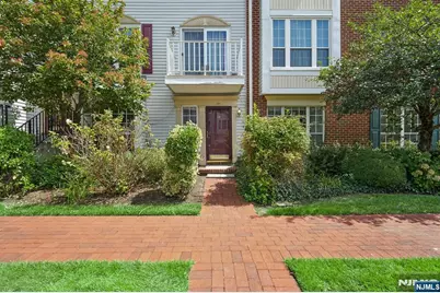 14 Walnut Street, Jersey City, NJ 07305 - Photo 1