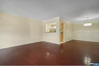 14 Walnut Street, Jersey City, NJ 07305 - Photo 5