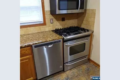 327 Broad Street 2 #2, Carlstadt, NJ 07072 - Photo 3
