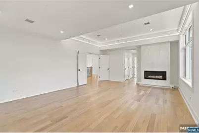 320 Bolz Street, Englewood Cliffs, NJ 07632 - Photo 15
