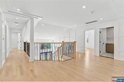 320 Bolz Street, Englewood Cliffs, NJ 07632 - Photo 17