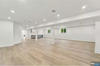 320 Bolz Street, Englewood Cliffs, NJ 07632 - Photo 25