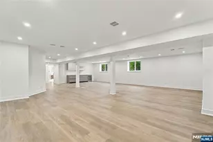 320 Bolz St, Englewood Cliffs, NJ 07632 - Photo 25