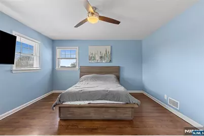 404 Simons Avenue, Hackensack, NJ 07601 - Photo 19