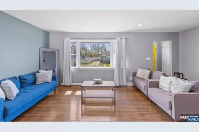 404 Simons Avenue, Hackensack, NJ 07601 - Photo 11