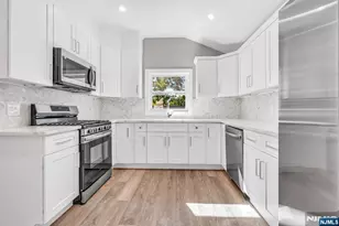 715 Evans Street 2, Paramus, NJ 07652 - Photo 7