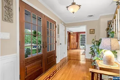 220 Ottowa Lane, Franklin Lakes, NJ 07417 - Photo 9