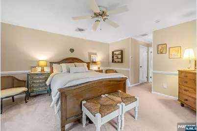 220 Ottowa Lane, Franklin Lakes, NJ 07417 - Photo 29