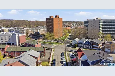 293 Center Street 2nd Floor #2nd Floor, Orange, NJ 07050 - Photo 25