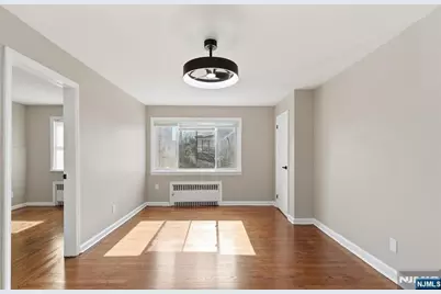 293 Center Street 2nd Floor #2nd Floor, Orange, NJ 07050 - Photo 7