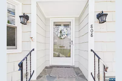 808 Parsons Road, Ridgewood, NJ 07450 - Photo 3