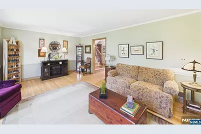 808 Parsons Road, Ridgewood, NJ 07450 - Photo 7