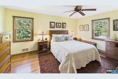 808 Parsons Road, Ridgewood, NJ 07450 - Photo 17